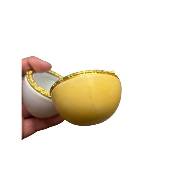 Hand-Painted Porcelain Trinket Box Egg With Floral Design - Picture 6 of 7